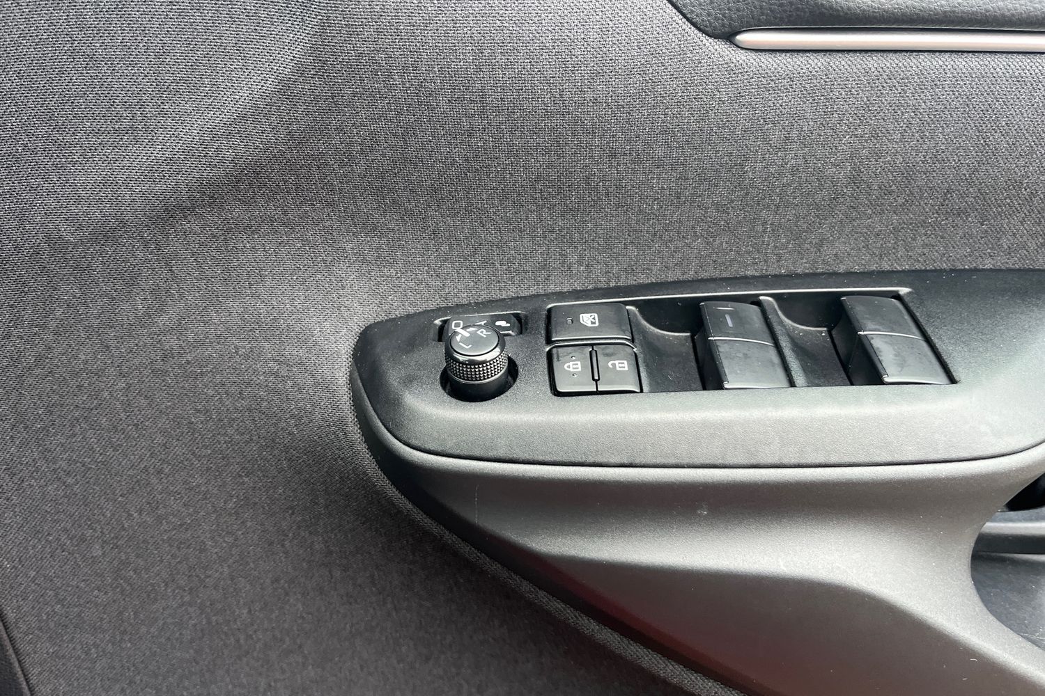 Used Mazda Mazda2 HYBRID 2022 for sale - 77438067: Photo 29