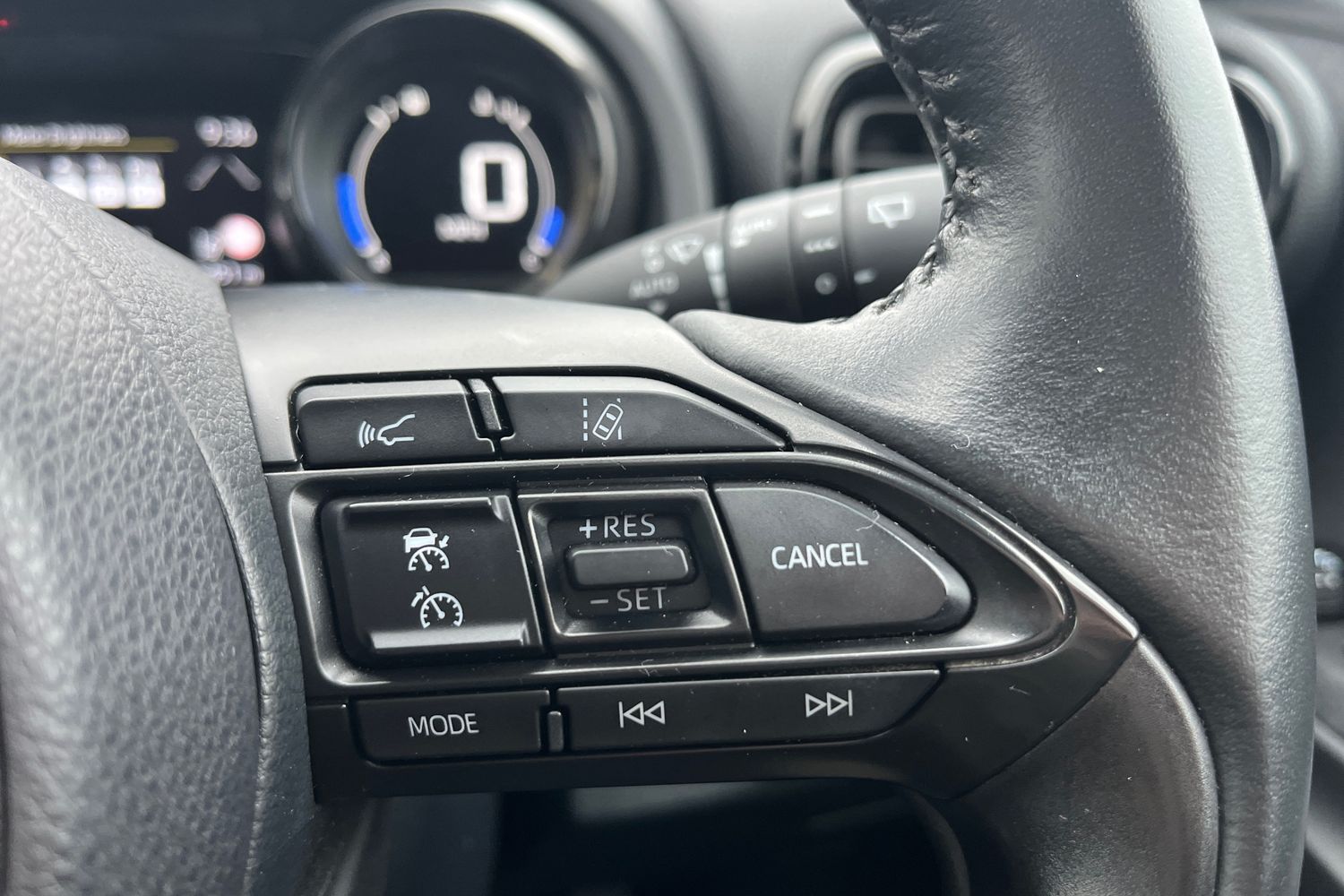 Used Mazda Mazda2 HYBRID 2022 for sale - 77438067: Photo 33