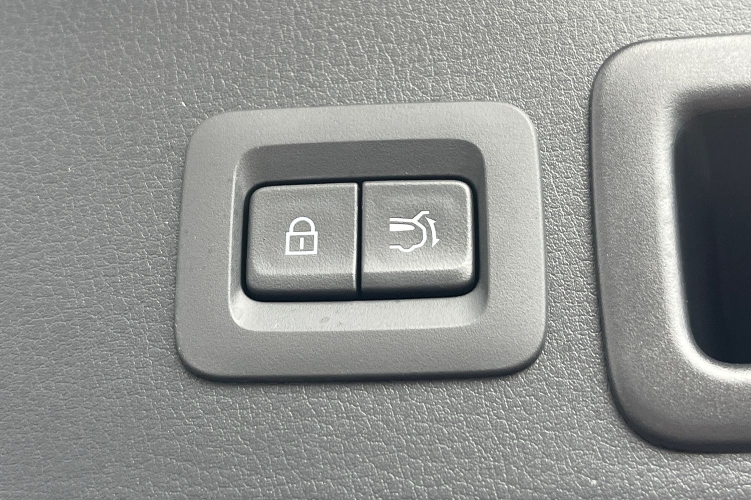 Used Mazda CX-30 2024 for sale - 76353564: Photo 17