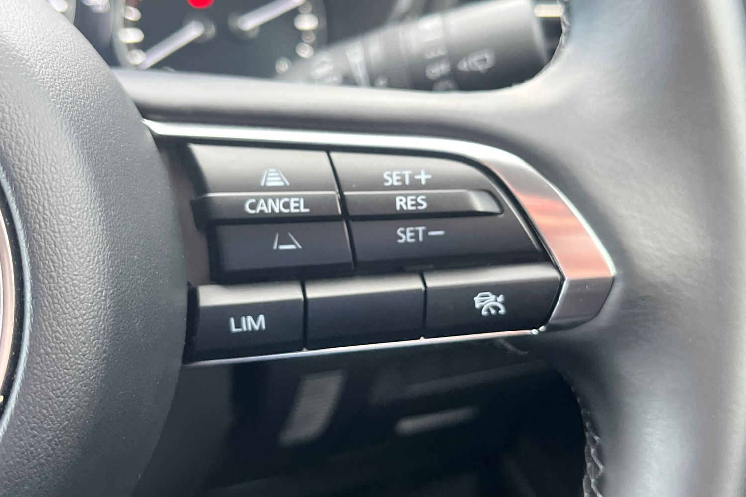 Used Mazda CX-30 2024 for sale - 76353564: Photo 41