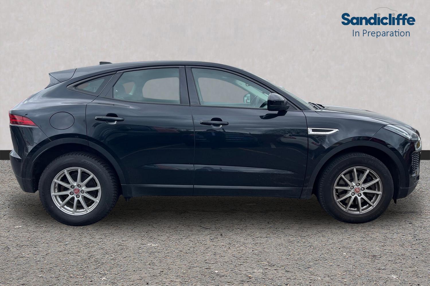 Used Jaguar E-Pace 2019 for sale - 77998272: Photo 2