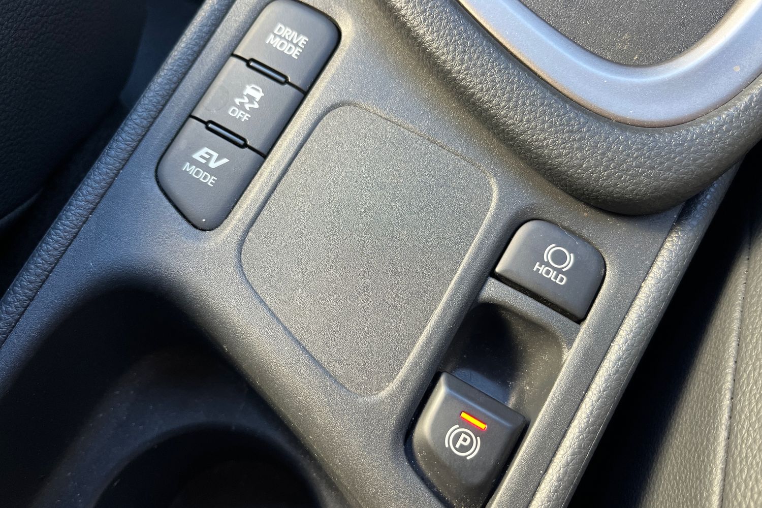 Used Mazda Mazda2 HYBRID 2024 for sale - 76077542: Photo 16