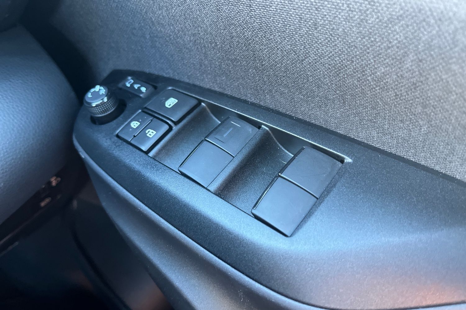 Used Mazda Mazda2 HYBRID 2024 for sale - 76077542: Photo 29