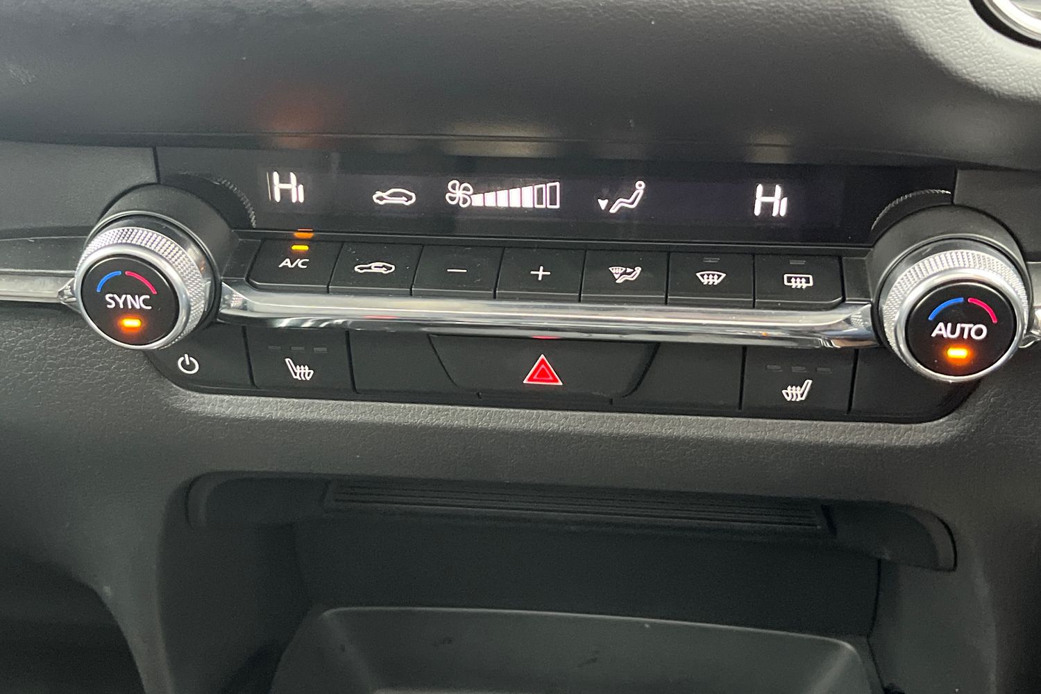 Used Mazda CX-30 2024 for sale - 76497155: Photo 24