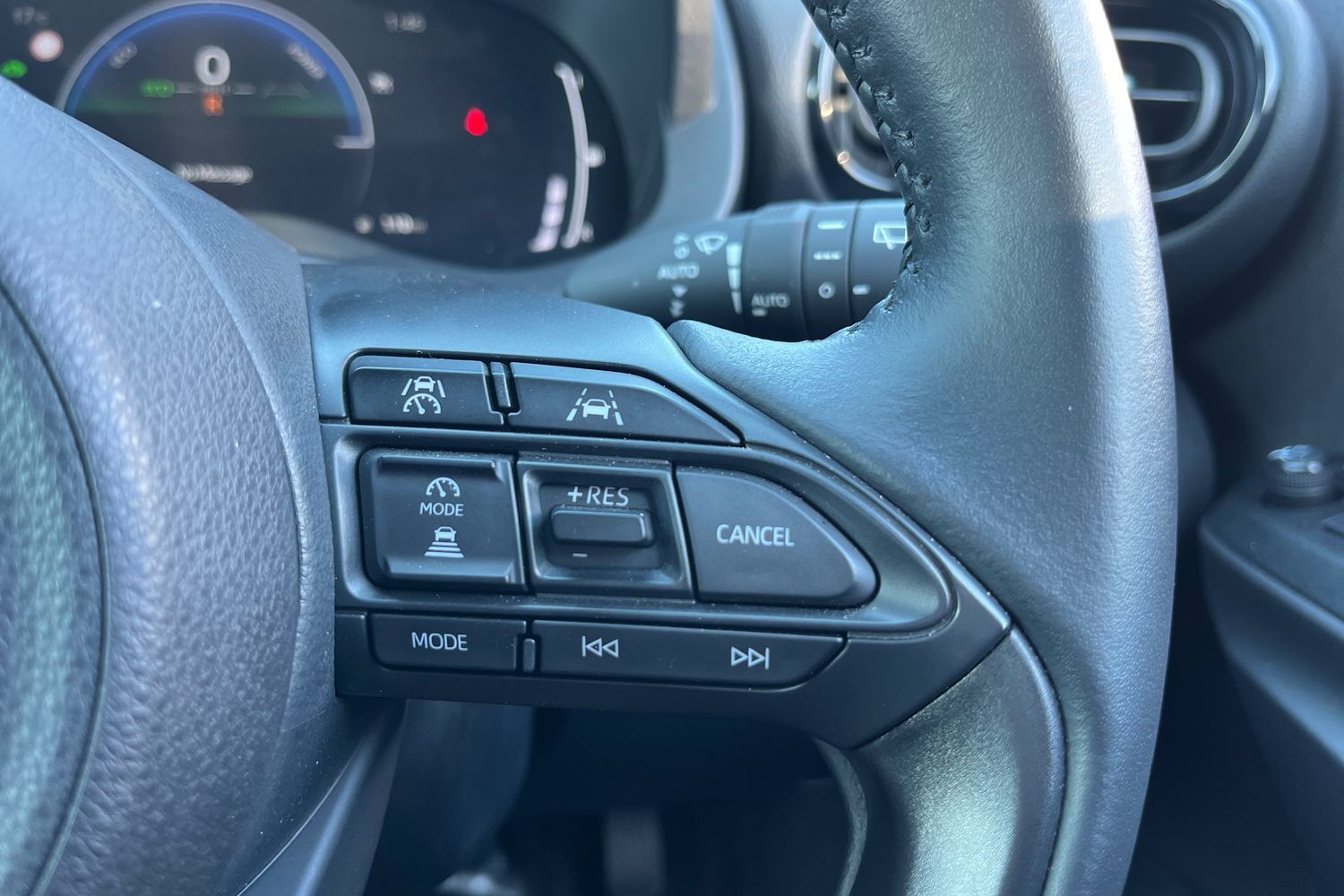 Used Mazda Mazda2 HYBRID 2025 for sale - 77947011: Photo 35