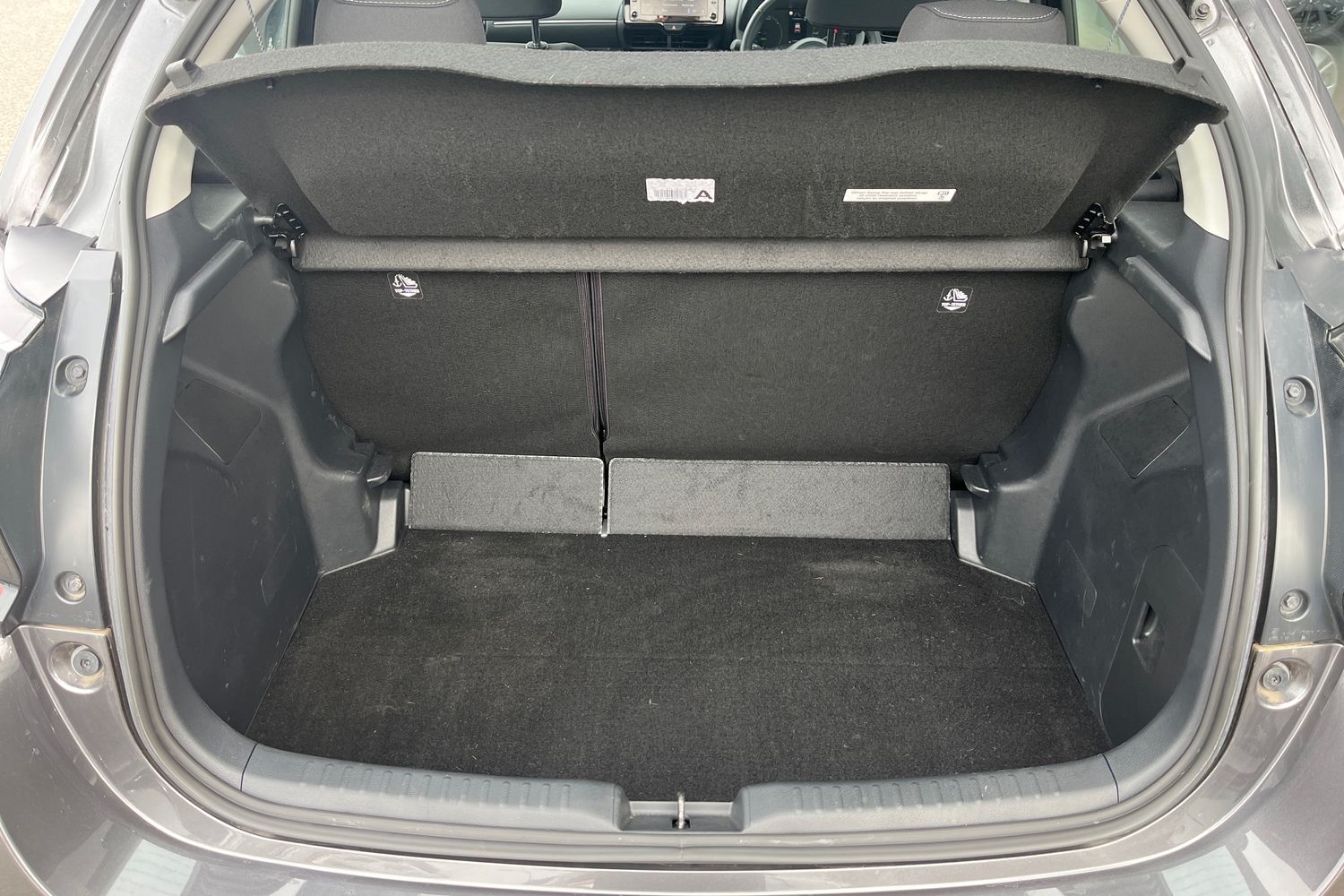 Used Mazda Mazda2 HYBRID 2023 for sale - 78163761: Photo 18