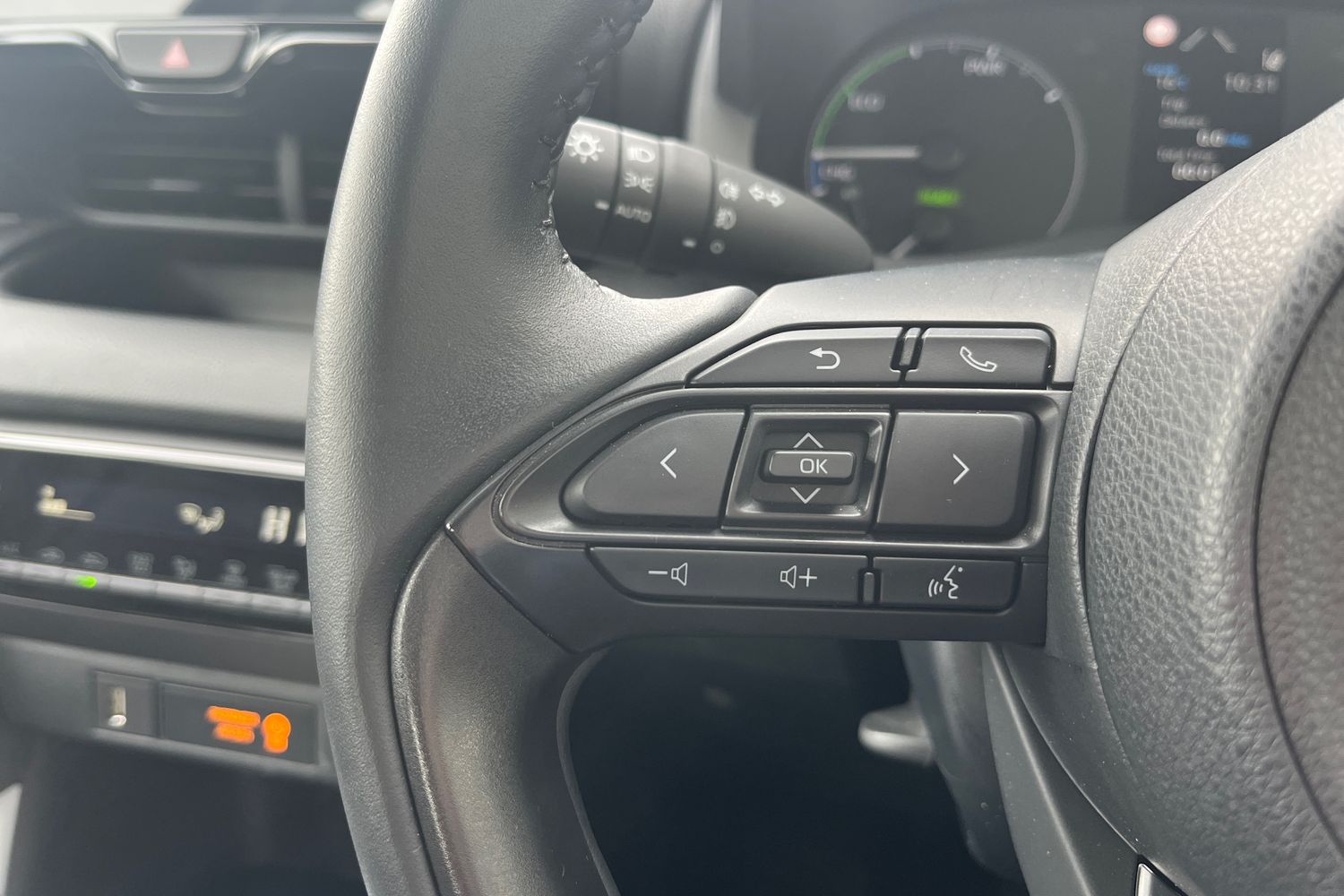 Used Mazda Mazda2 HYBRID 2023 for sale - 78163761: Photo 22