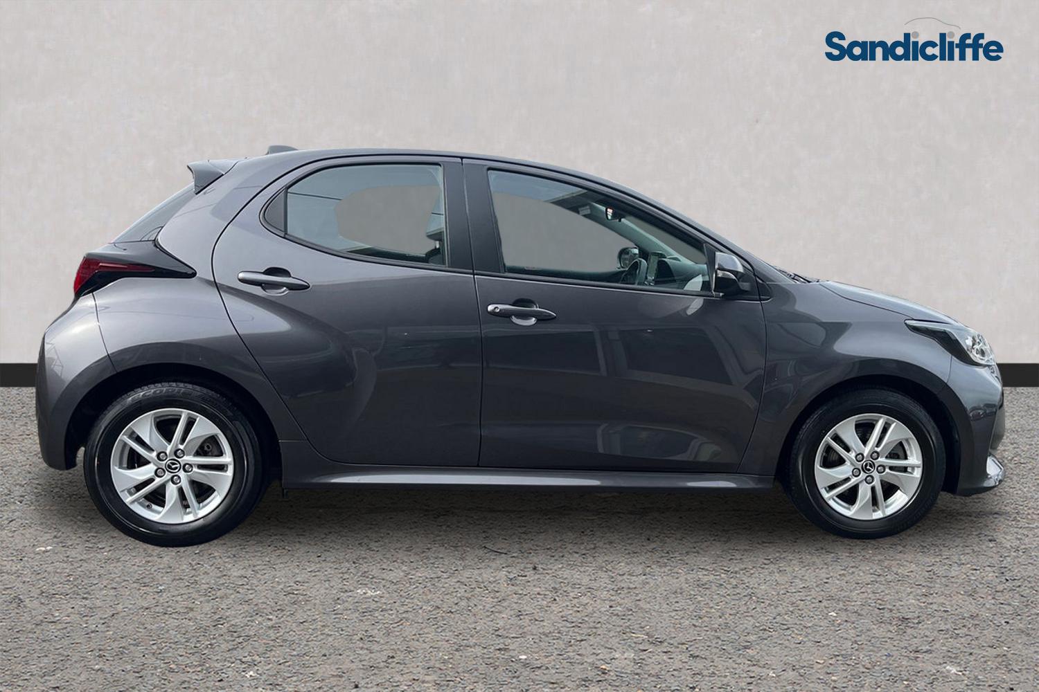 Used Mazda Mazda2 HYBRID 2023 for sale - 78163761: Photo 3