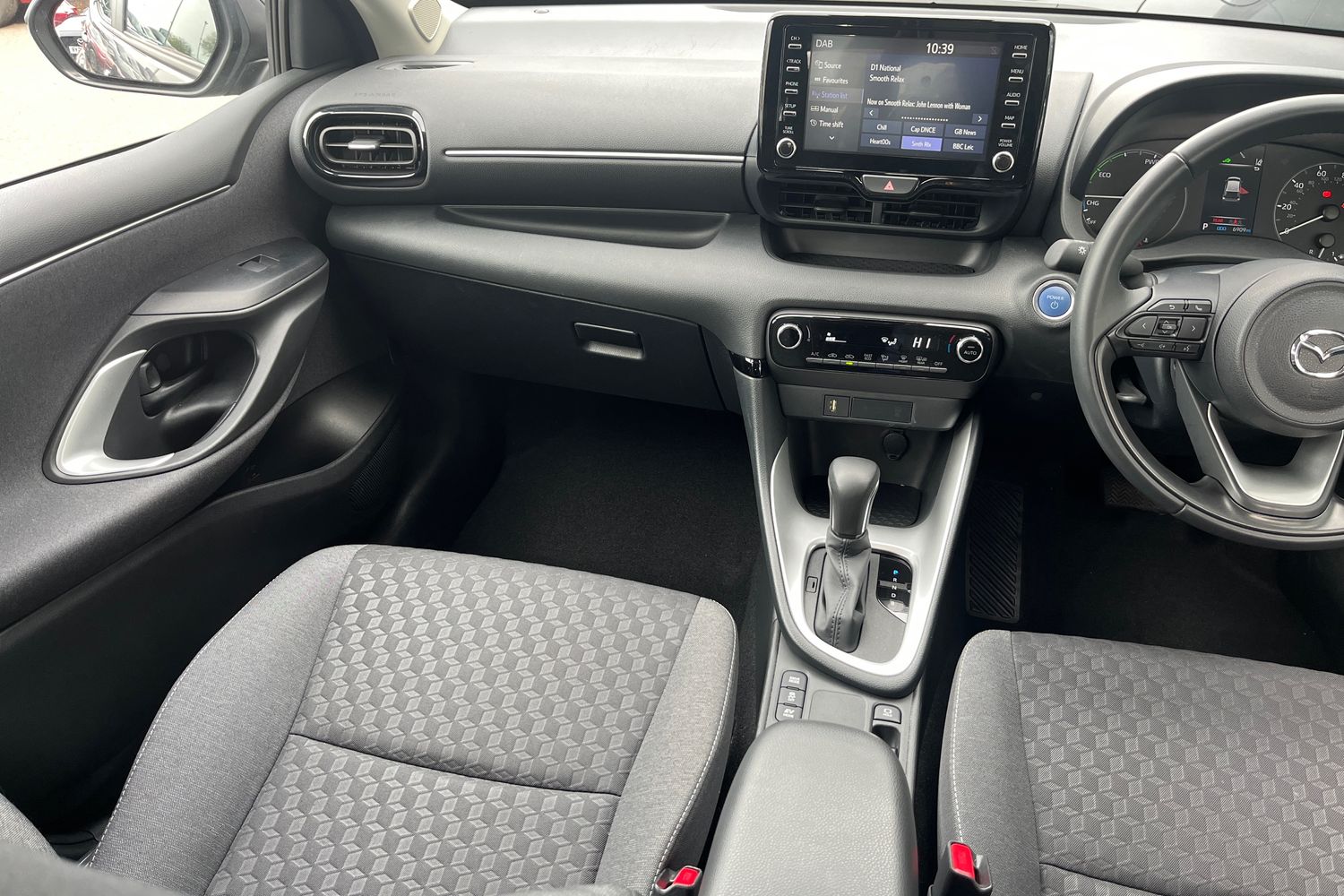 Used Mazda Mazda2 HYBRID 2023 for sale - 78163761: Photo 40