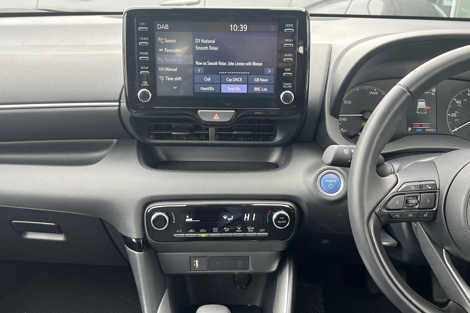 Used Mazda Mazda2 HYBRID 2023 for sale - 78163761: Photo 41