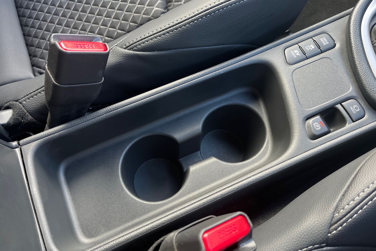 Used Mazda Mazda2 HYBRID 2024 for sale - 76497154: Photo 15