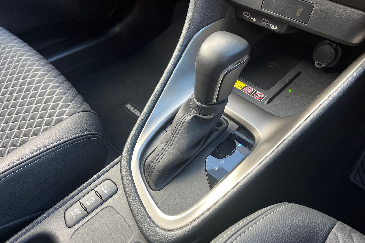 Used Mazda Mazda2 HYBRID 2024 for sale - 76497154: Photo 18