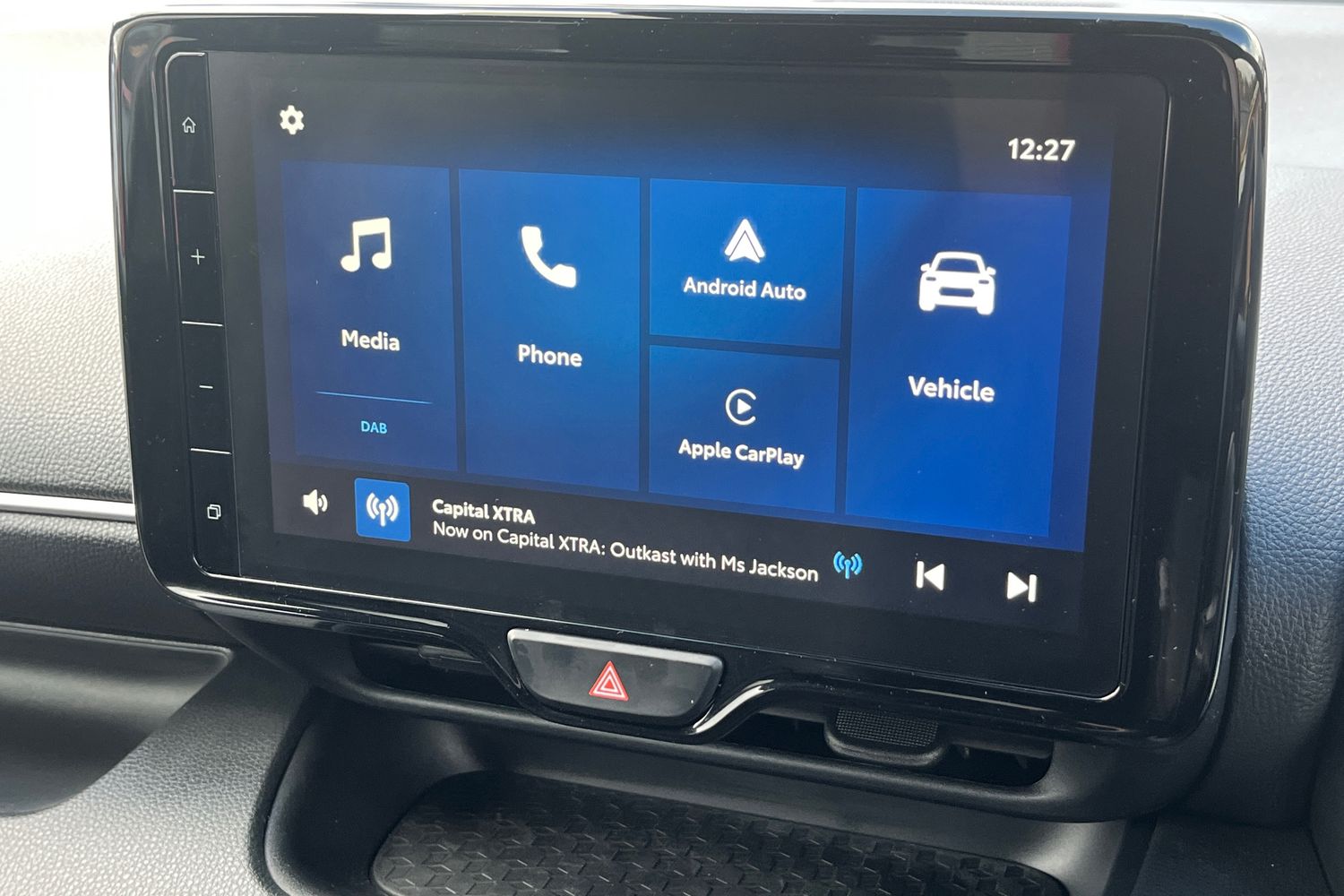 Used Mazda Mazda2 HYBRID 2024 for sale - 76497154: Photo 20