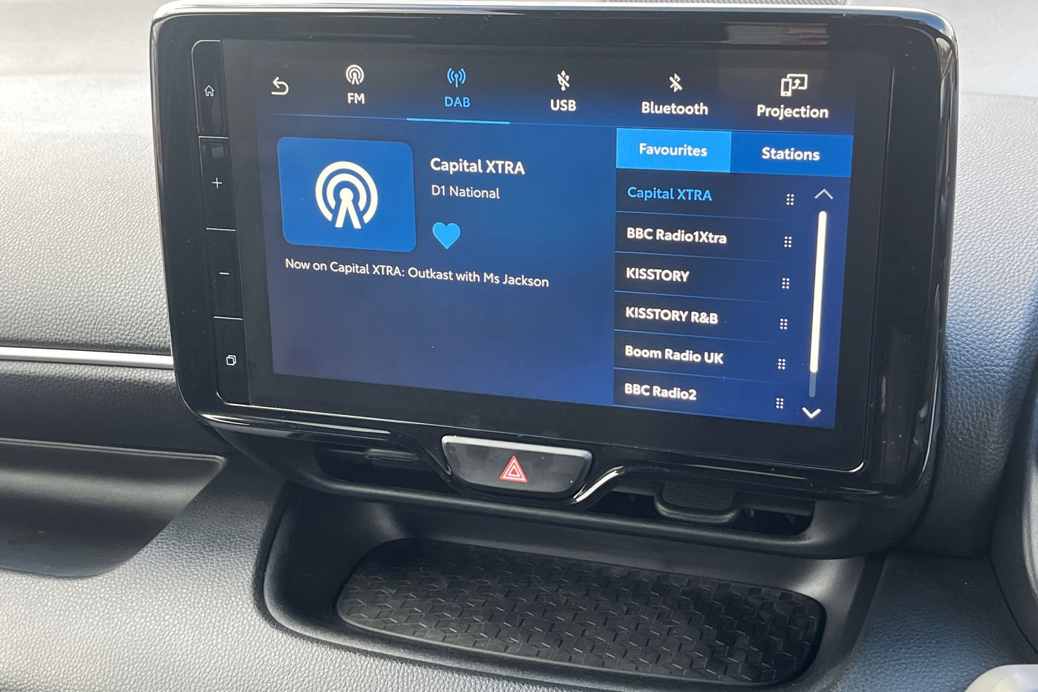 Used Mazda Mazda2 HYBRID 2024 for sale - 76497154: Photo 21