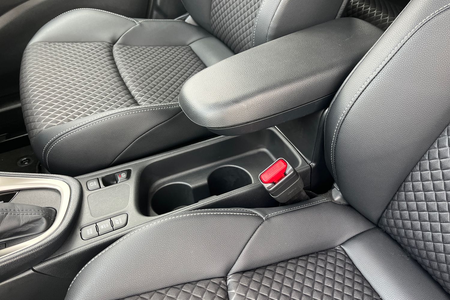 Used Mazda Mazda2 HYBRID 2024 for sale - 76497154: Photo 35