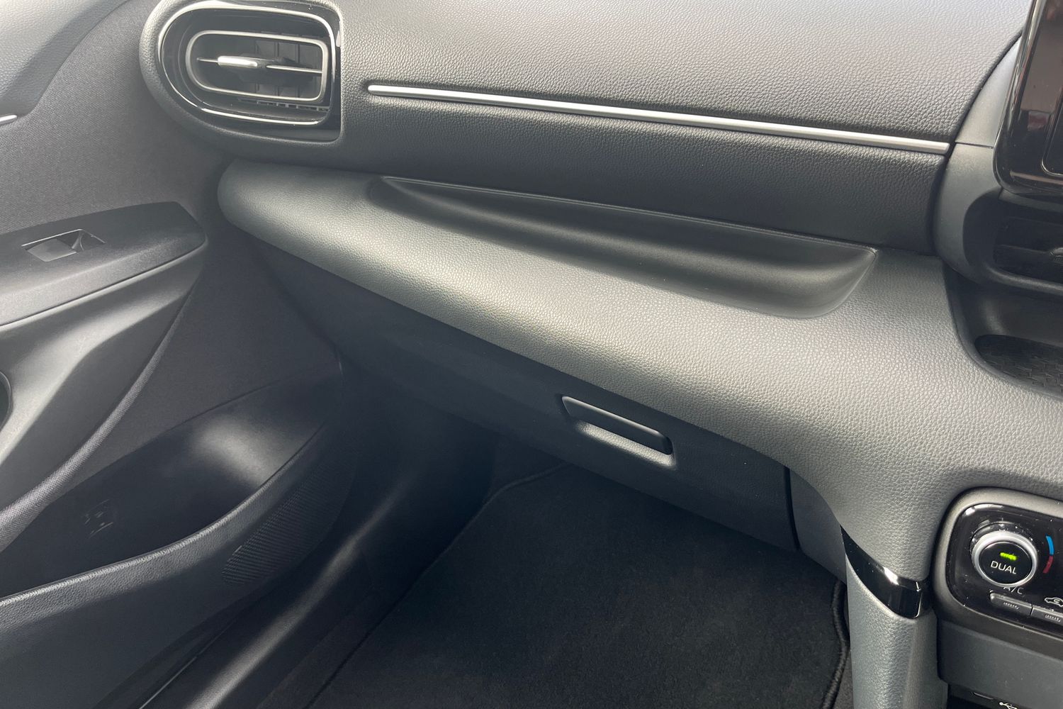 Used Mazda Mazda2 HYBRID 2024 for sale - 76497154: Photo 37