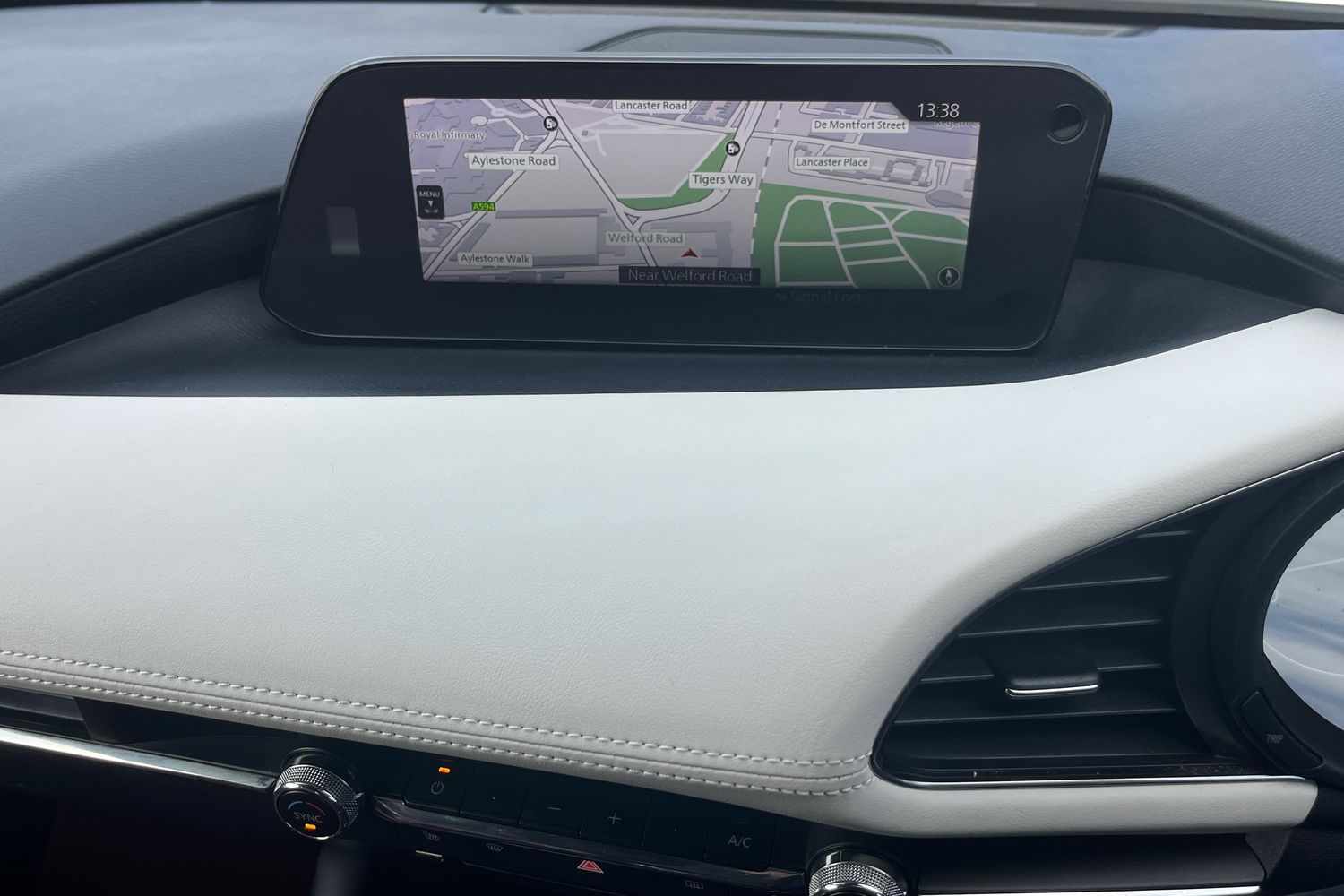 Used Mazda Mazda3 2020 for sale - 76041150: Photo 38