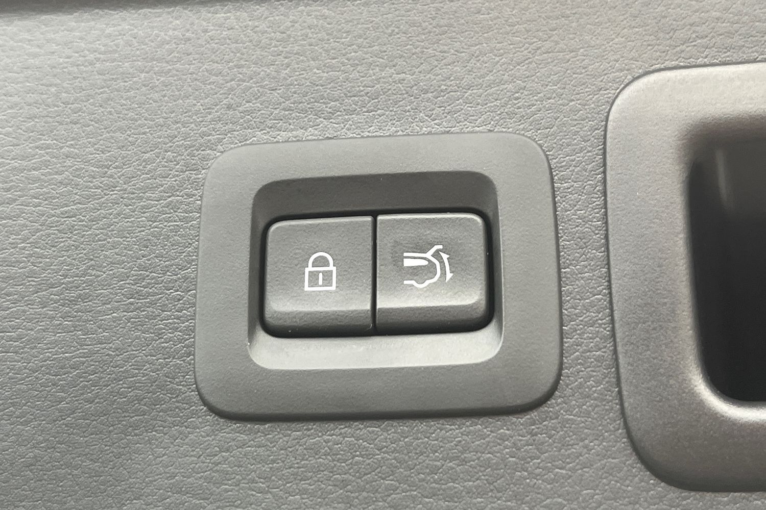 Used Mazda CX-30 2025 for sale - 76910860: Photo 35