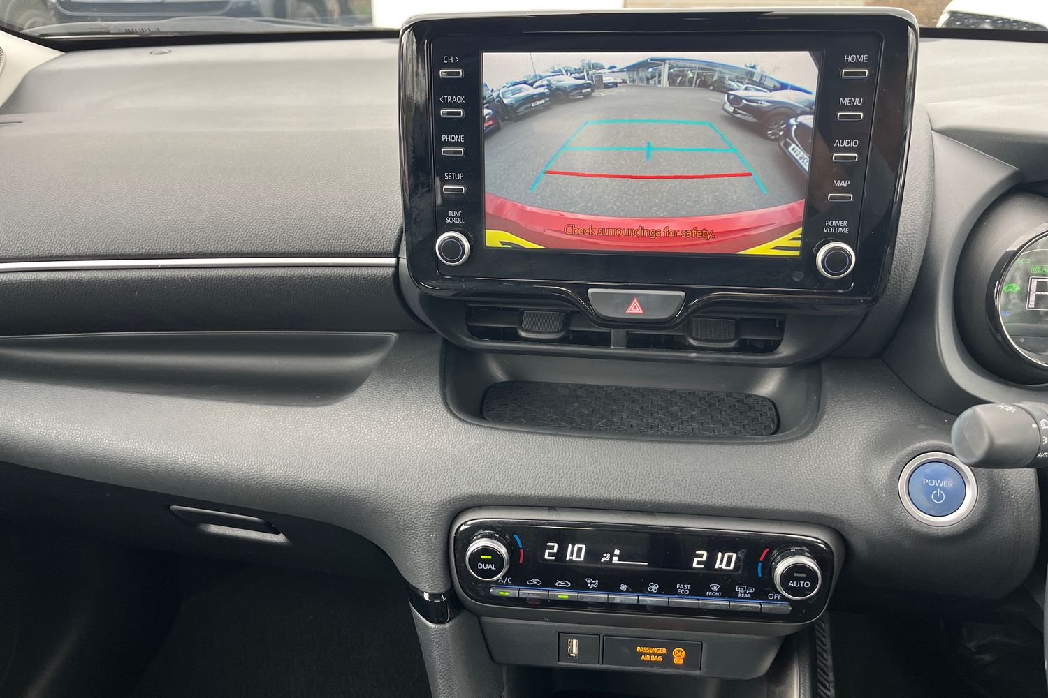 Used Mazda Mazda2 HYBRID 2023 for sale - 78092706: Photo 22