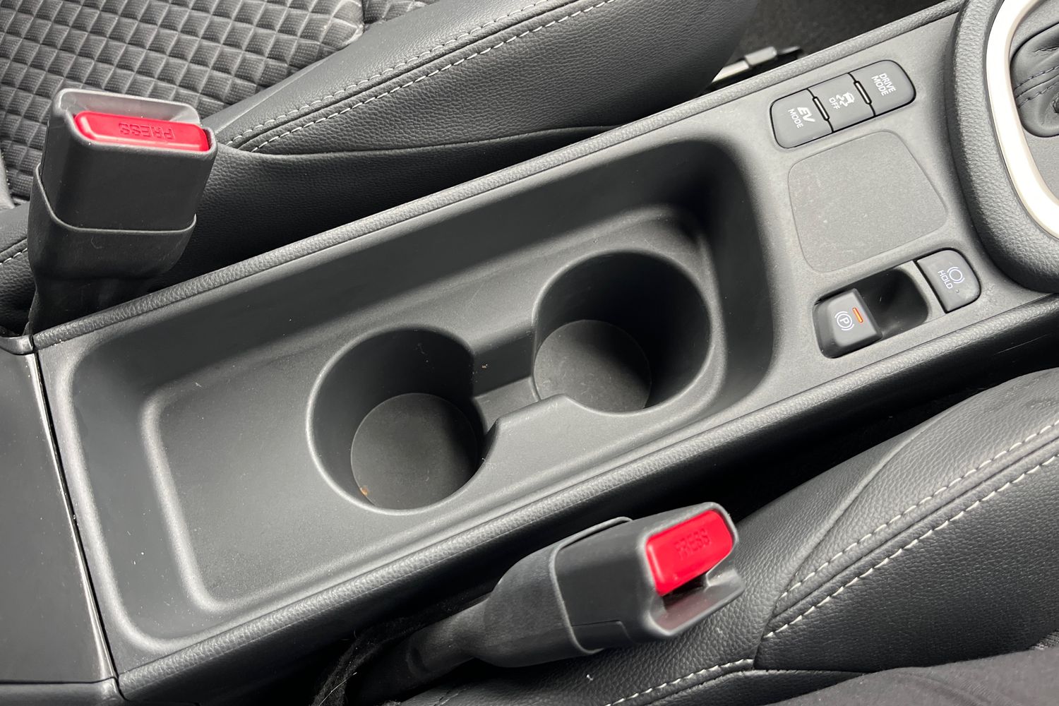 Used Mazda Mazda2 HYBRID 2023 for sale - 78092706: Photo 25