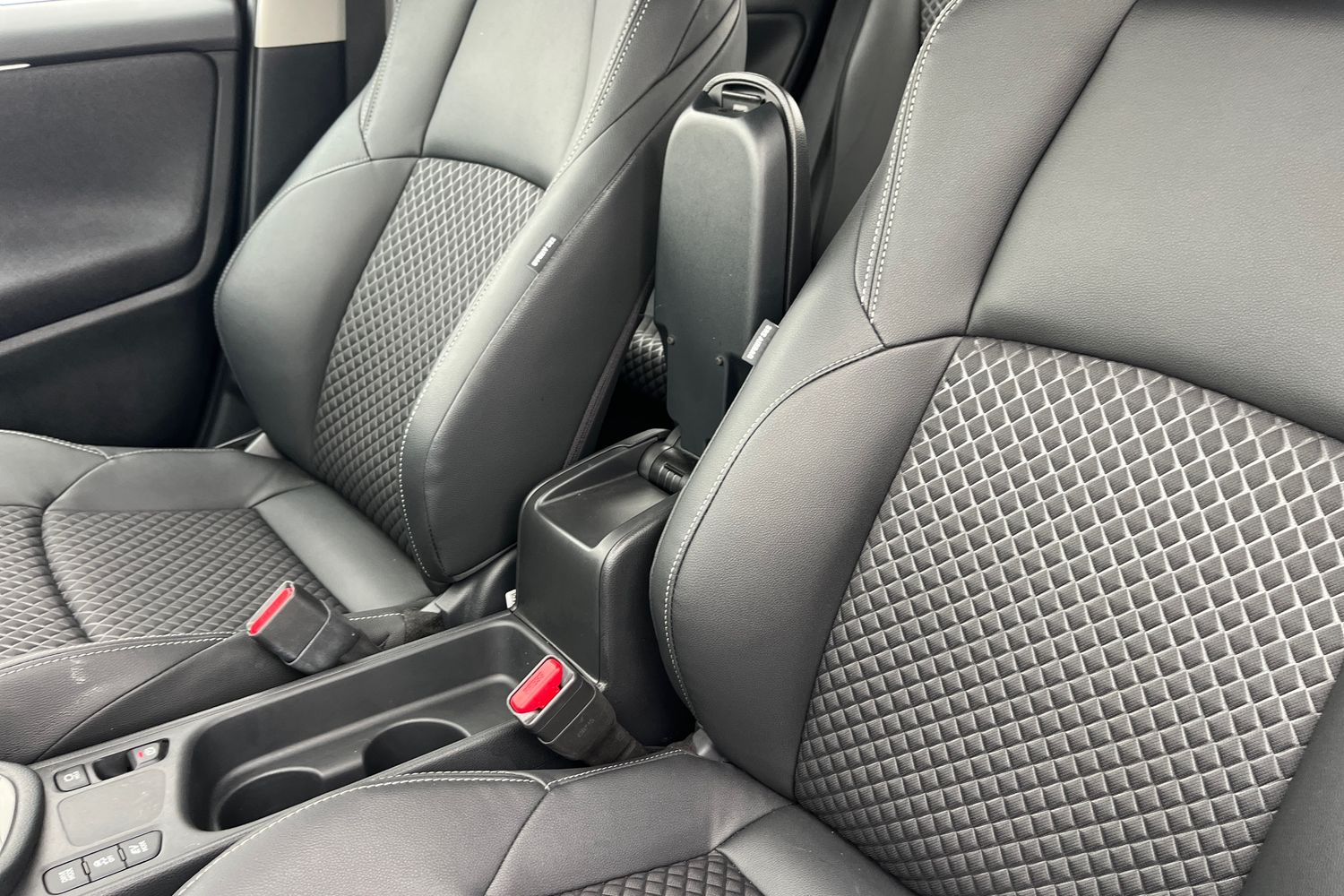 Used Mazda Mazda2 HYBRID 2023 for sale - 78092706: Photo 36