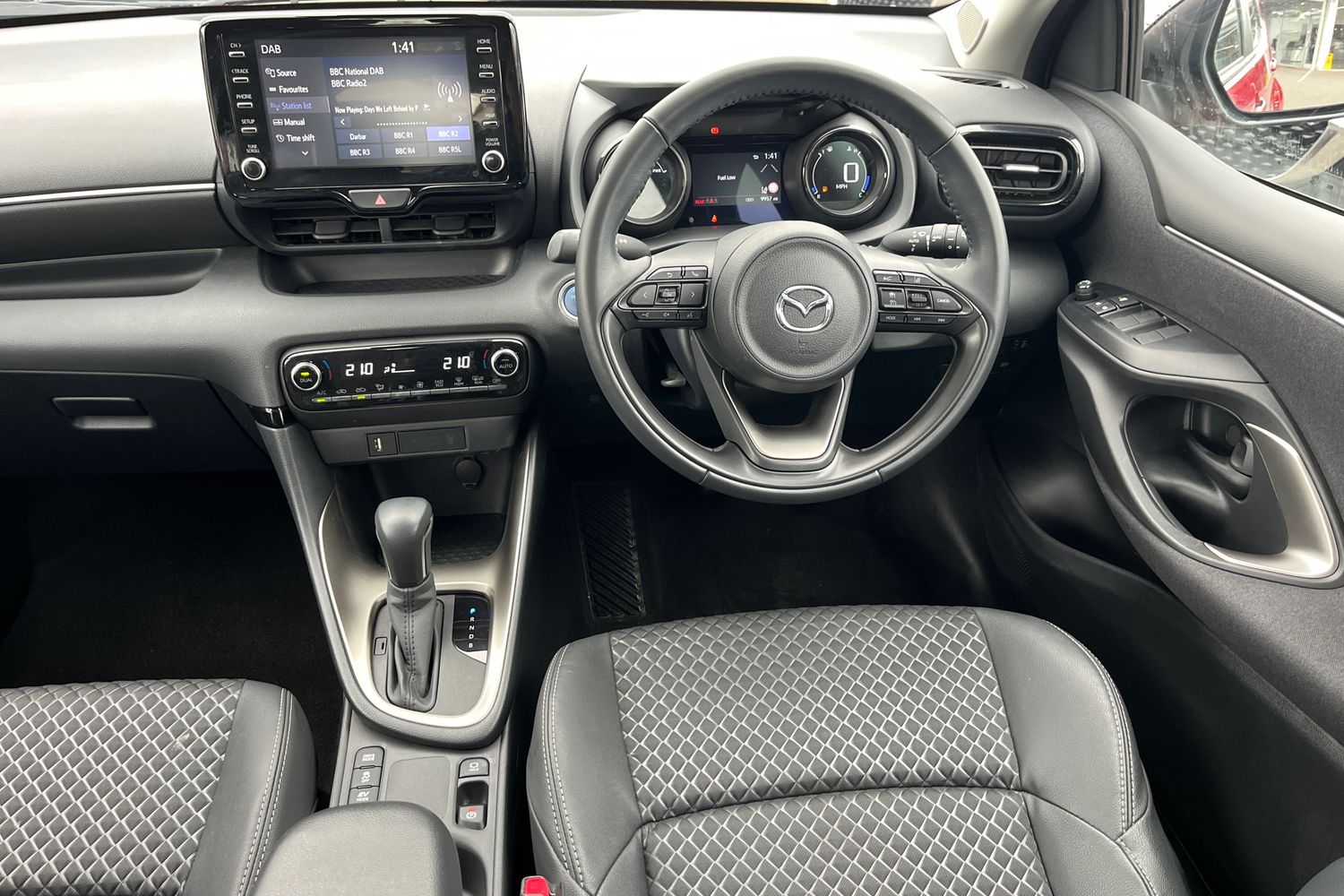 Used Mazda Mazda2 HYBRID 2023 for sale - 78092706: Photo 38