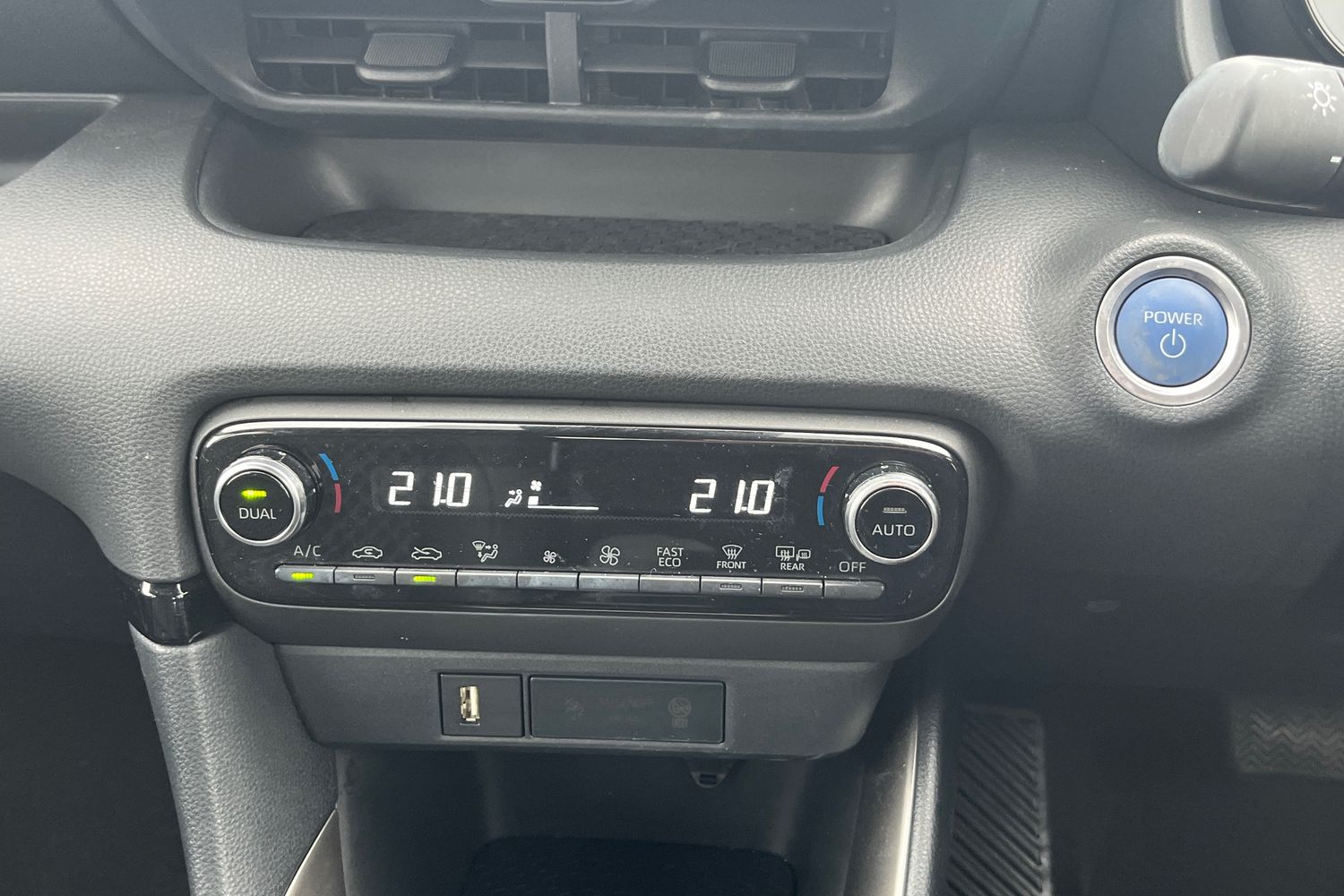 Used Mazda Mazda2 HYBRID 2023 for sale - 78092706: Photo 43