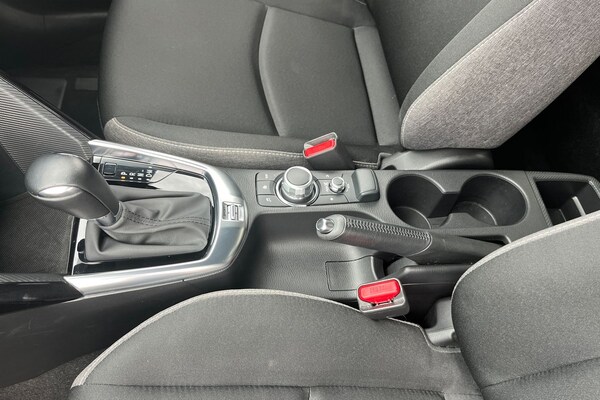 Used Mazda Mazda2 2024 for sale - 75656156: Photo 39