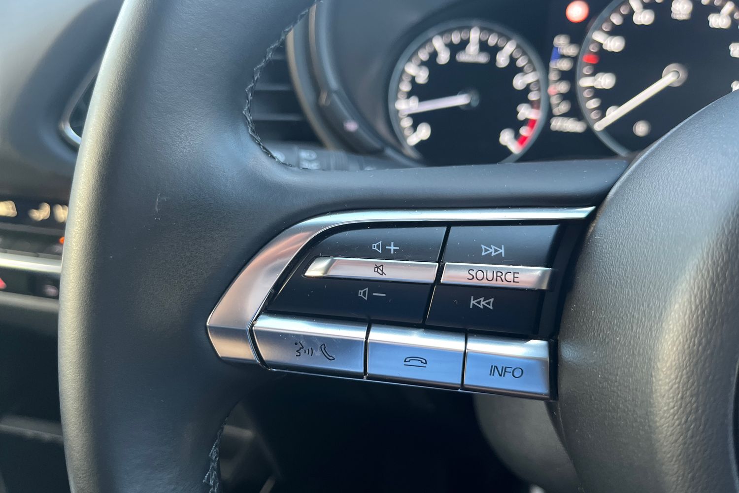 Used Mazda CX-30 2023 for sale - 76792843: Photo 21