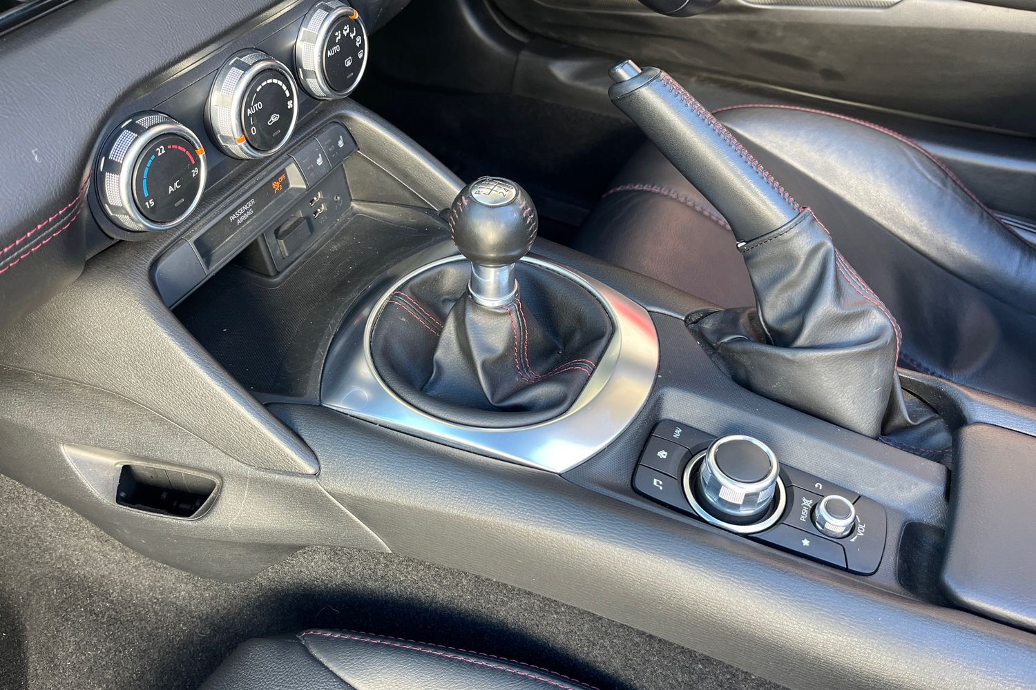 Used Mazda MX-5 2016 for sale - 76342561: Photo 21