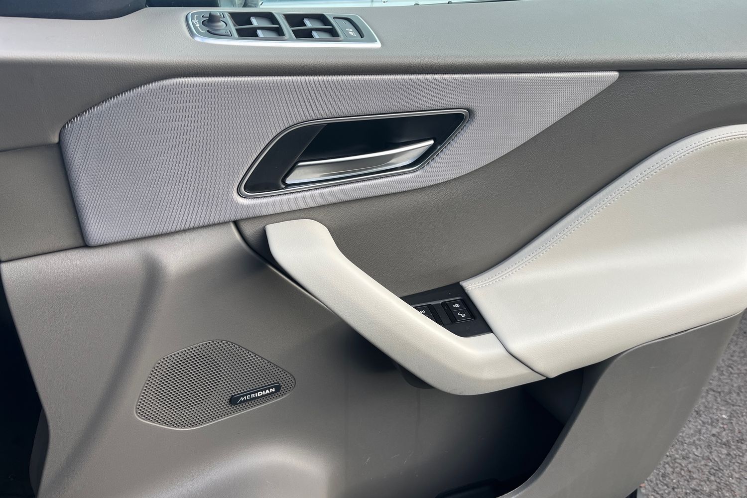 Used Jaguar F-Pace 2020 for sale - 76946656: Photo 16