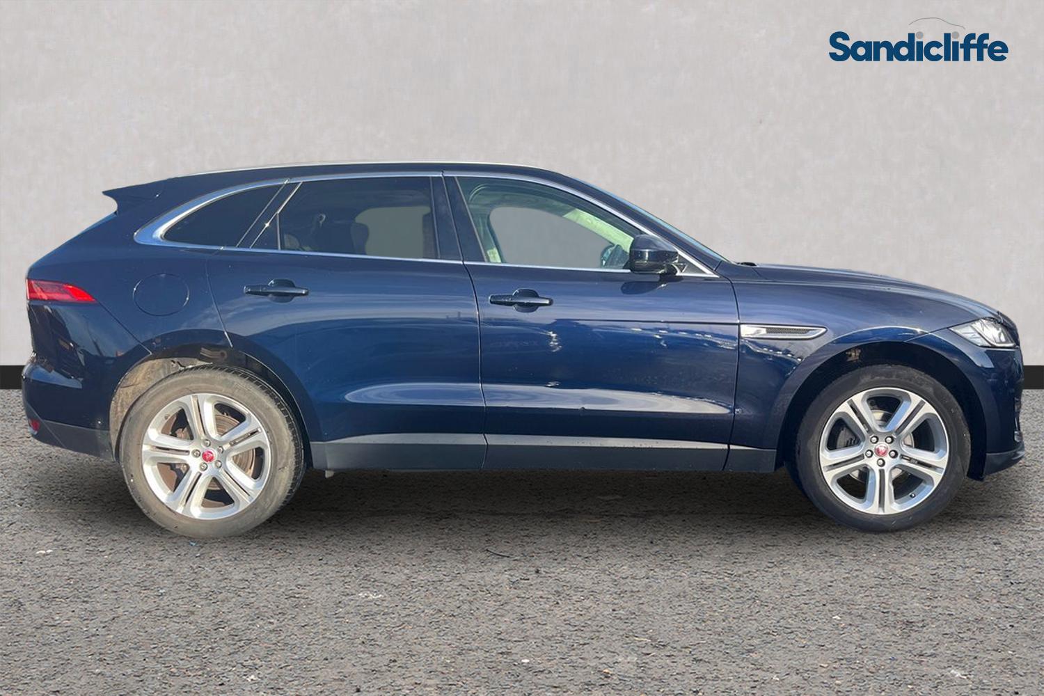 Used Jaguar F-Pace 2020 for sale - 76946656: Photo 3