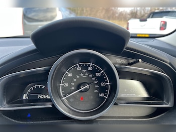 Used Mazda Mazda2 2023 for sale - 77357096: Photo