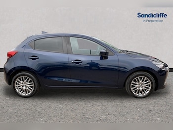 Used Mazda Mazda2 2021 for sale - 76237350: Photo 2