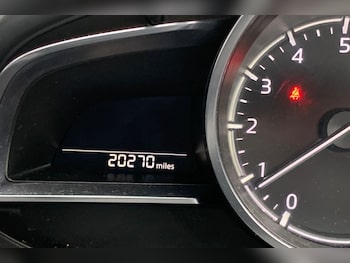 Used Mazda Mazda2 2021 for sale - 76237350: Photo 3