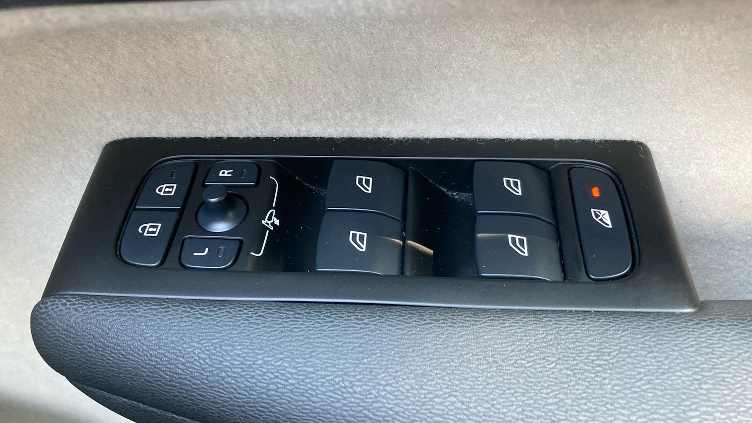 Used Volvo XC40 2021 for sale - 76101955: Photo 25