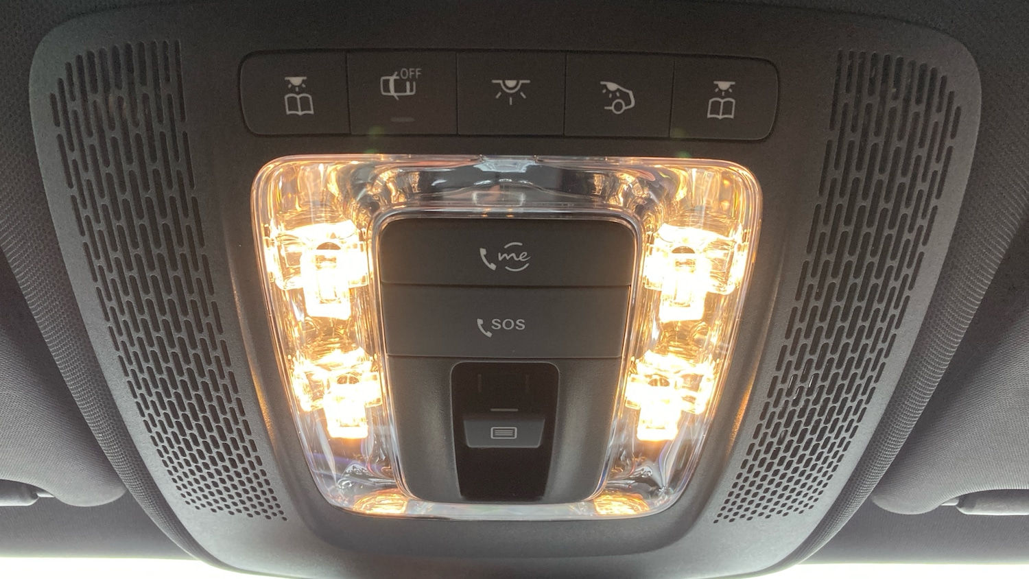 Used Mercedes-Benz CLA 2023 for sale - 76302857: Photo 37