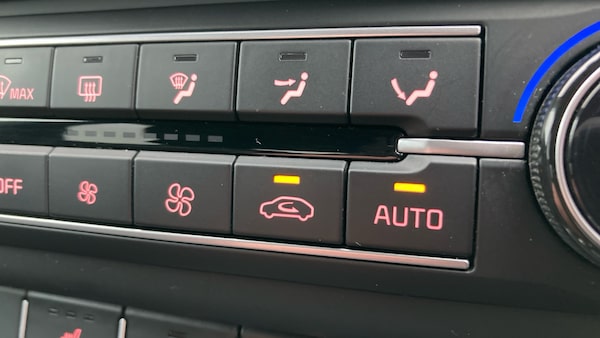 Used Kia Ceed 2023 for sale - 76330320: Photo 29