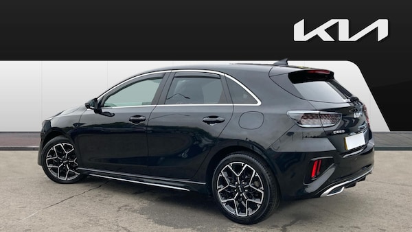 Used Kia Ceed 2023 for sale - 76330320: Photo 2