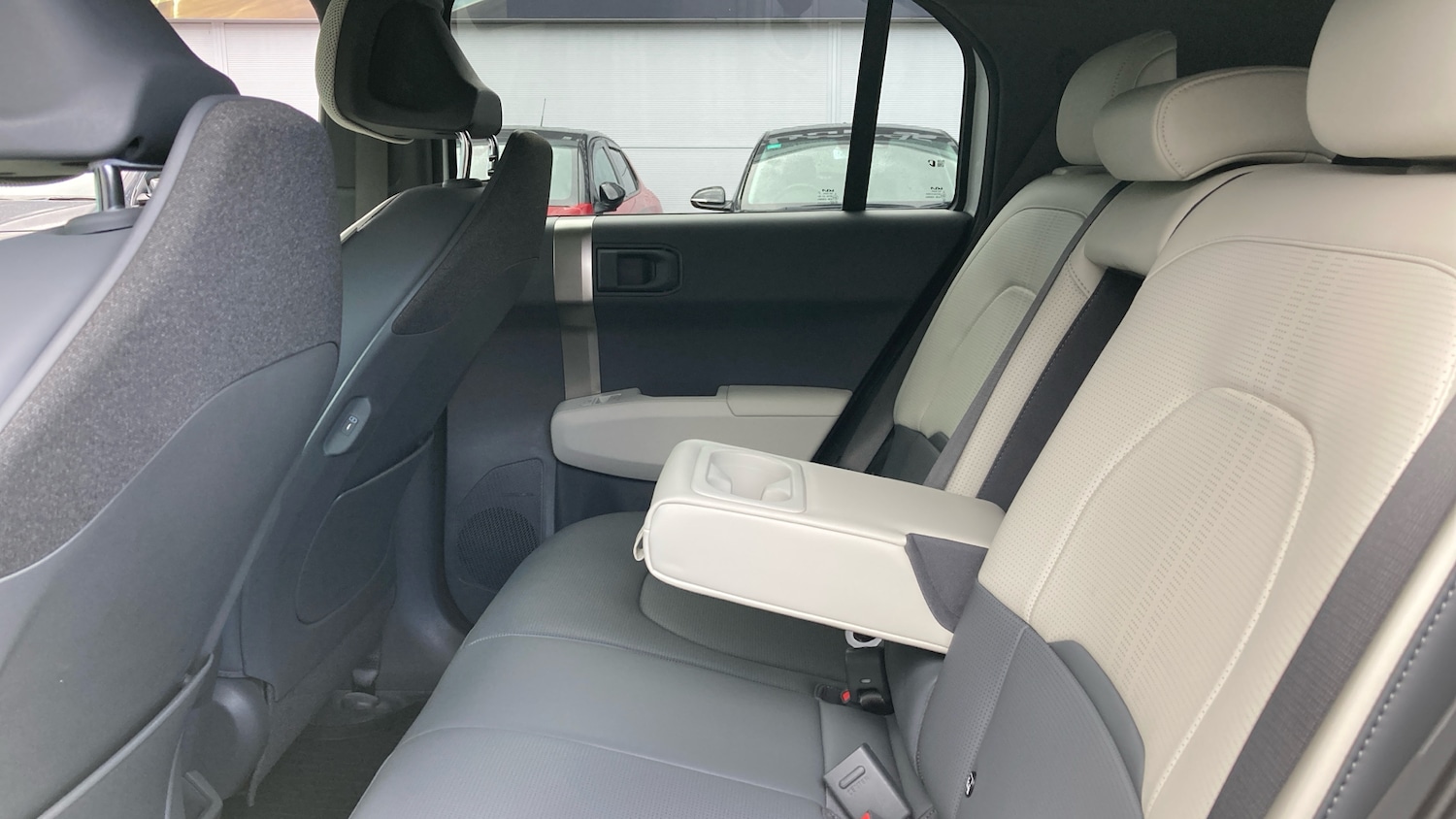 Used Kia EV3 2025 for sale - 76322408: Photo 16