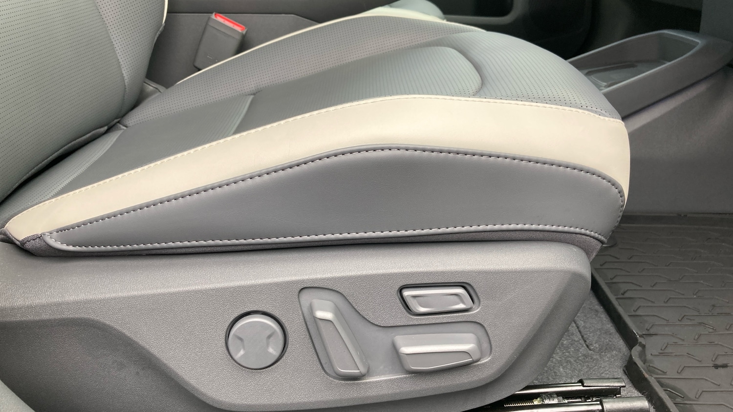 Used Kia EV3 2025 for sale - 76322408: Photo 22