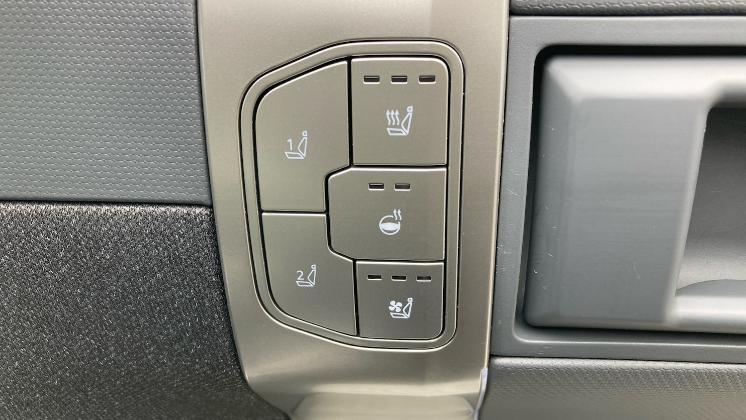Used Kia EV3 2025 for sale - 76322408: Photo 24
