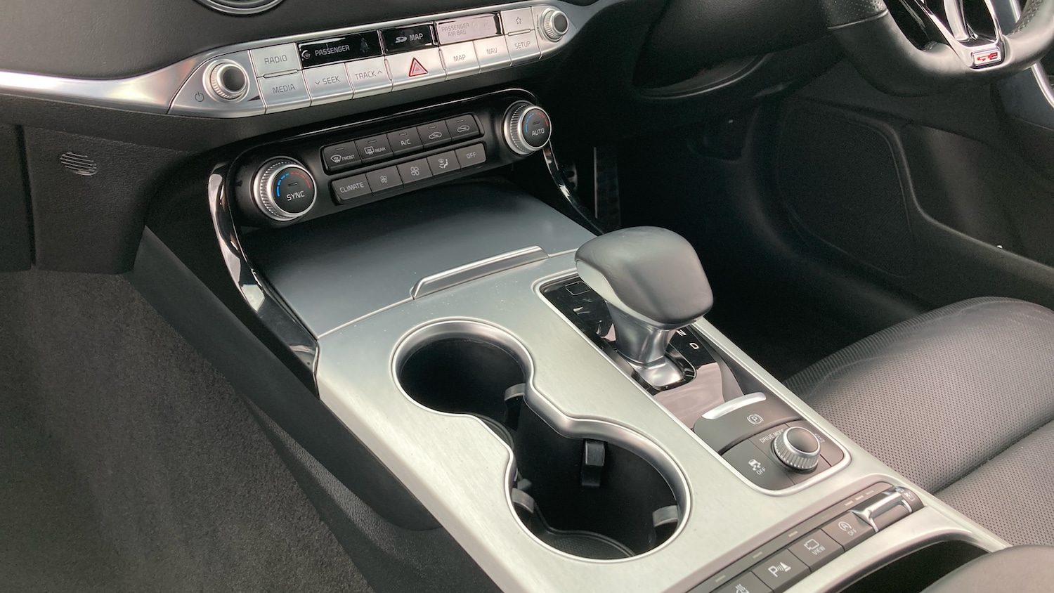 Used Kia Stinger 2019 for sale - 76567807: Photo 13