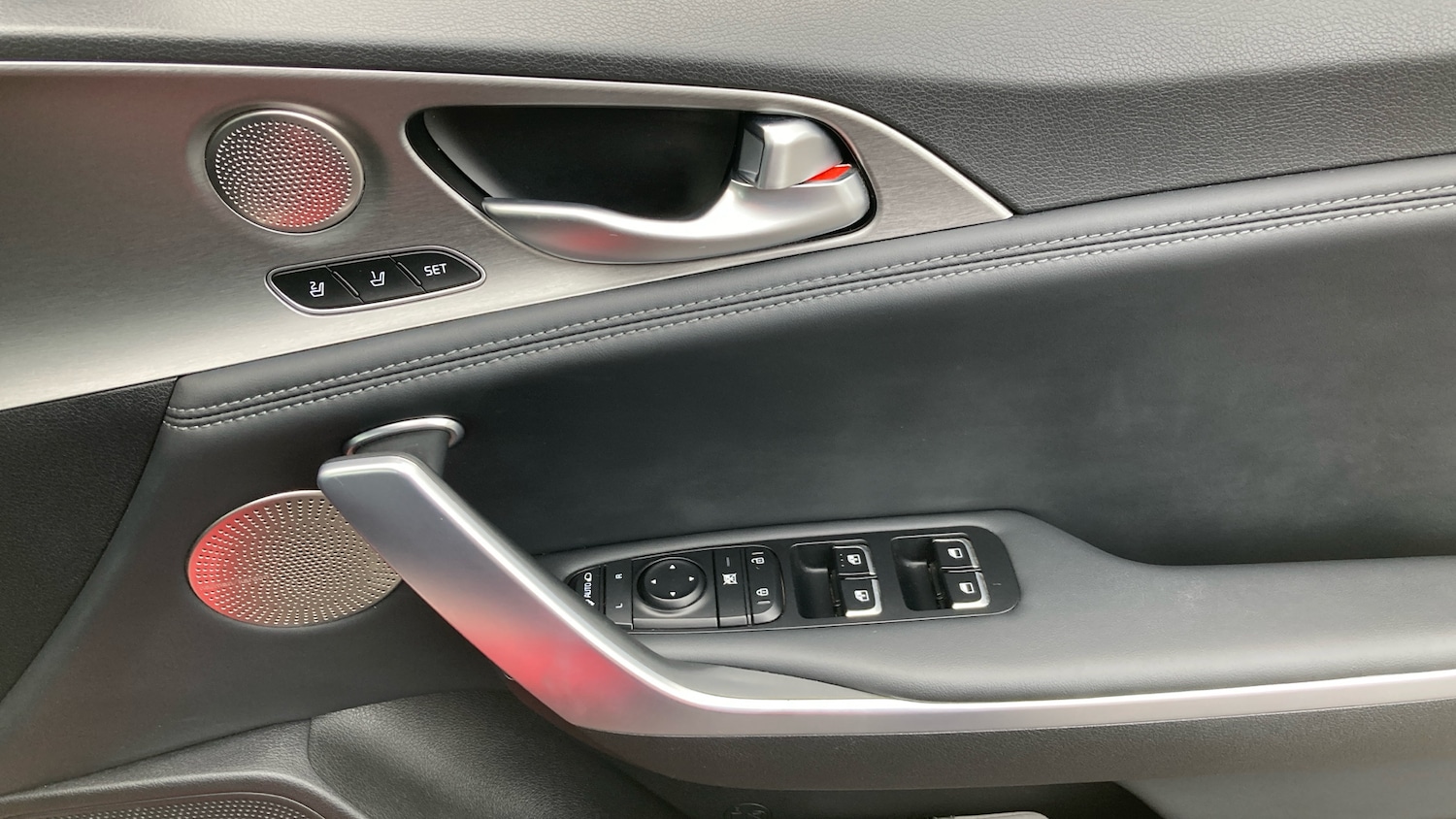 Used Kia Stinger 2019 for sale - 76567807: Photo 23