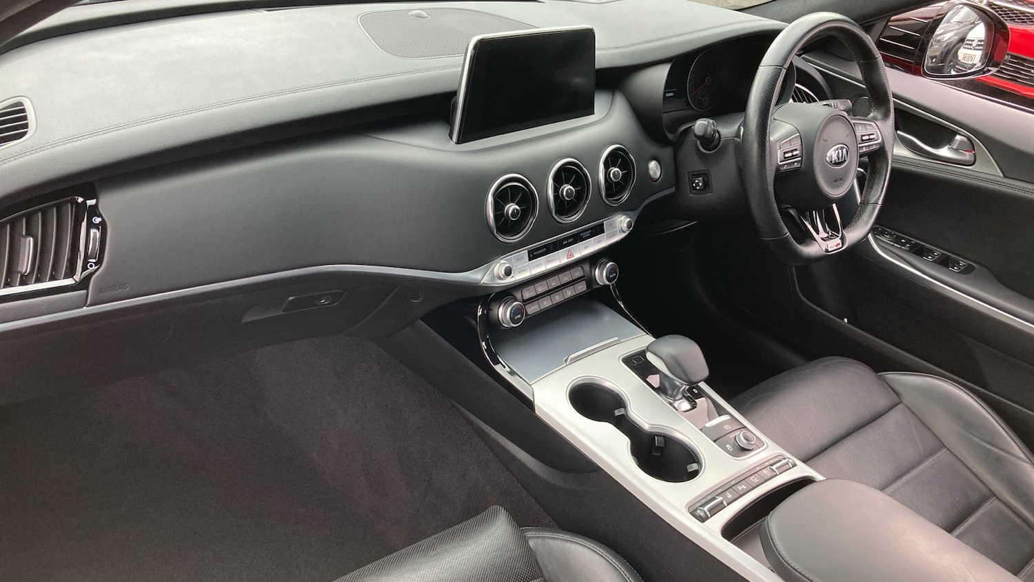 Used Kia Stinger 2019 for sale - 76567807: Photo 9