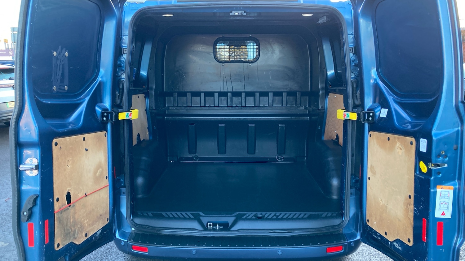 Used Ford Transit Custom 2018 for sale - 76795043: Photo 4