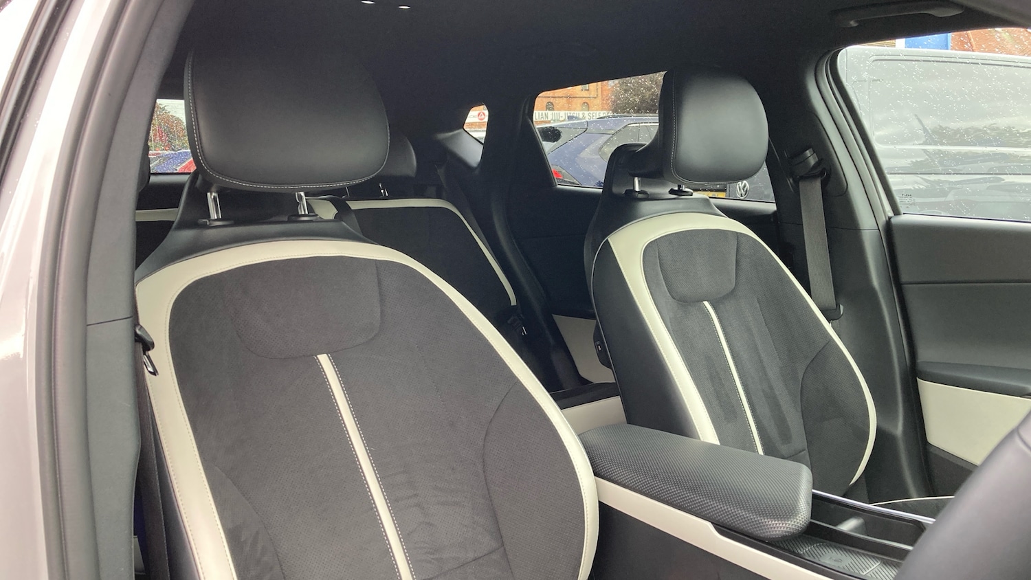 Used Kia EV6 2024 for sale - 76663595: Photo 21