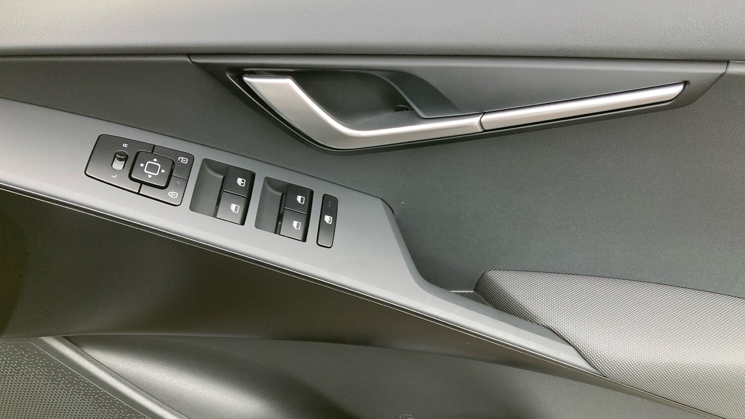 Used Kia Niro 2025 for sale - 76493642: Photo 23