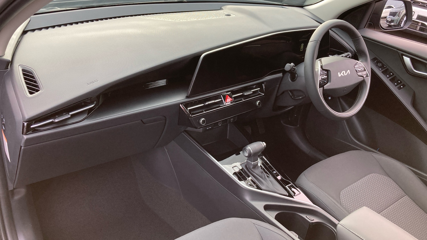 Used Kia Niro 2025 for sale - 76493642: Photo 9