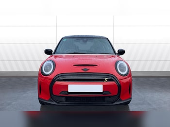 Used MINI Hatch 2021 for sale - 77220701: Photo